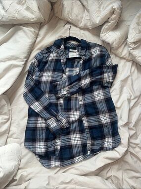 Boyfriend fit Blue Plaid Button-Down Shirt